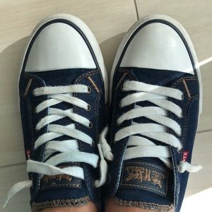 Levi’s sneakers